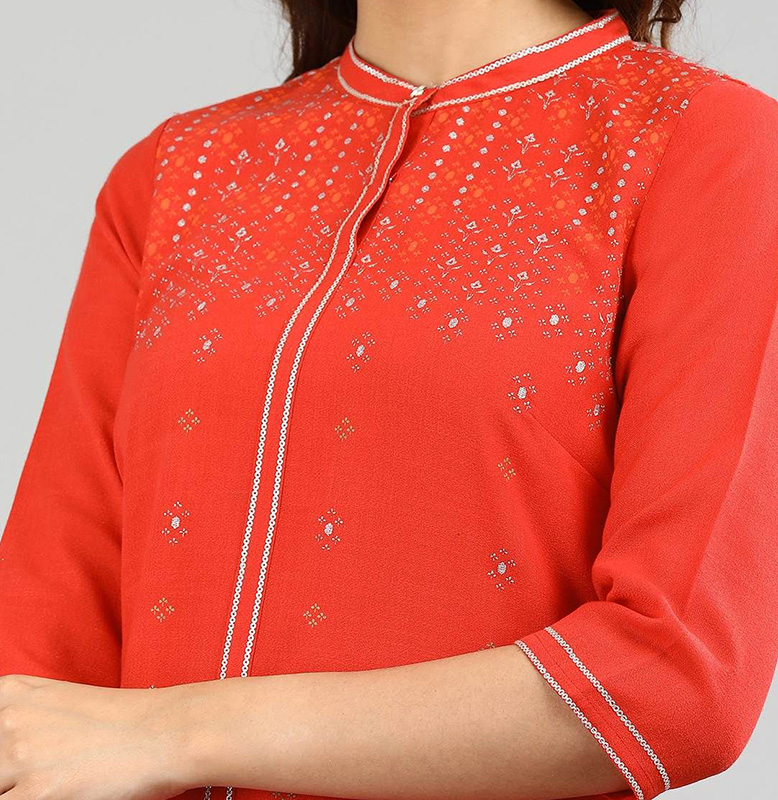 Aurelia Red Band Collar Printed Kurta